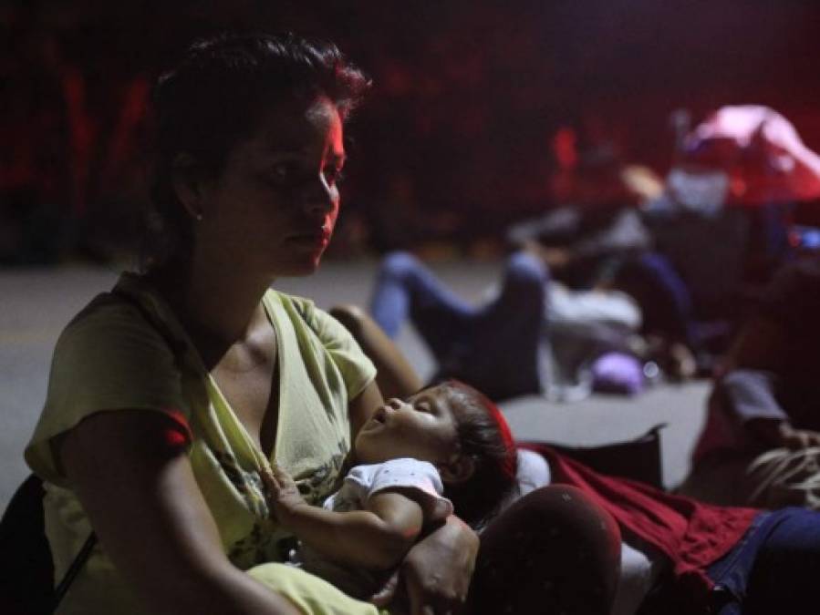 FOTOS: Ellos son los niños hondureños de la caravana migrante que buscan llegar a Estados Unidos