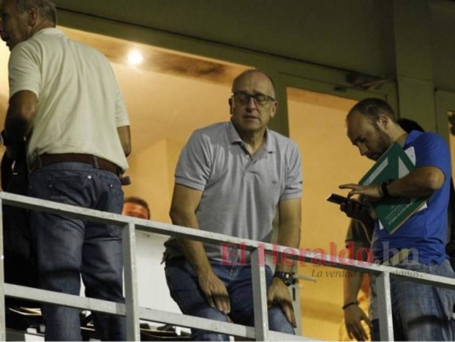 FOTOS: Fabián Coito comienza a buscar a los jugadores para su primera convocatoria con la Bicolor