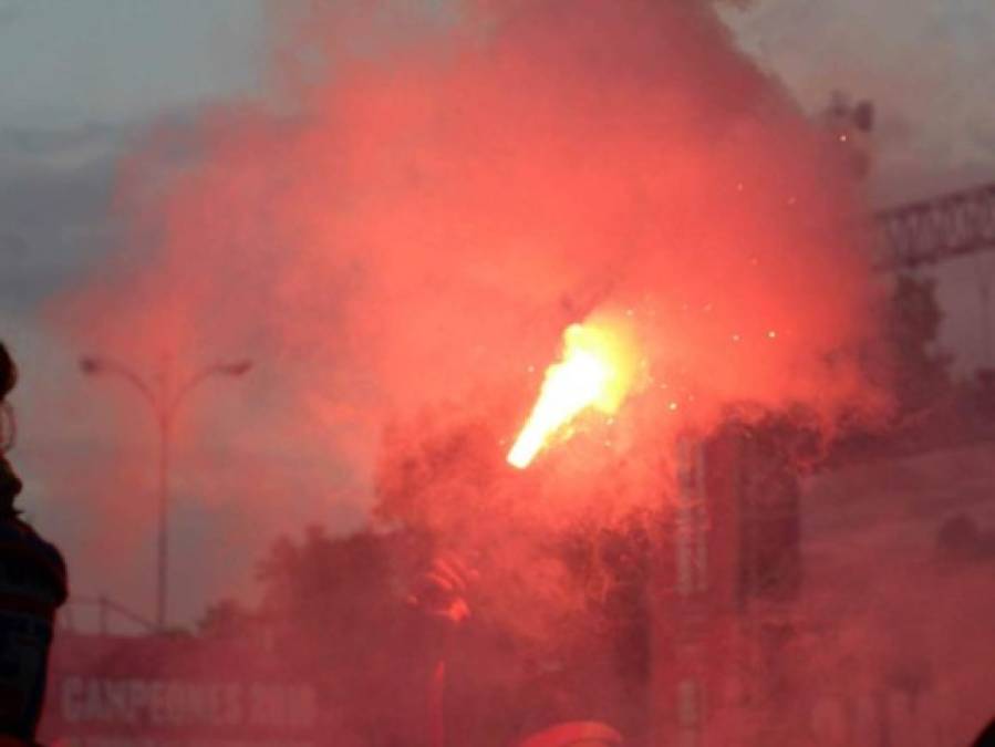 El Heraldo celebró en Neptuno con el Atlético de Madrid su título de la Europa League