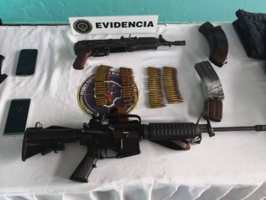 Con indumentaria policial falsa y armas, mareros operaban en La Ceiba