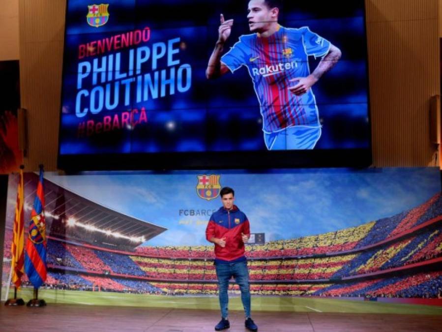 Fotos: Así fue la llegada de Coutinho a la sede del FC Barcelona