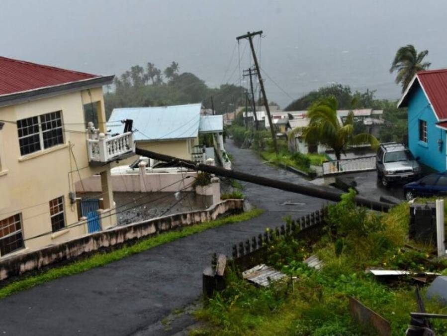 Las primeras imágenes de los estragos del huracán Elsa en el Caribe