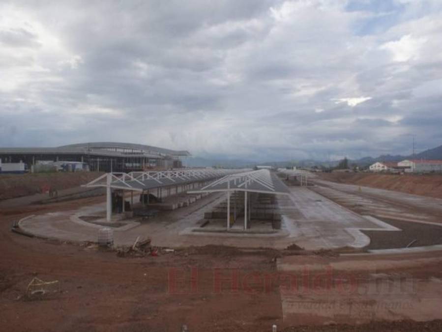 FOTOS: Así avanza la construcción del aeropuerto de Palmerola