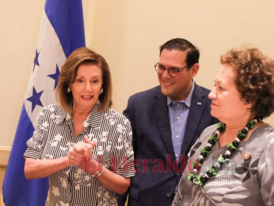 Imágenes de la reunión entre Nancy Pelosi y funcionarios hondureños