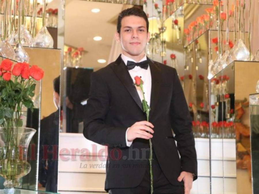 FOTOS: Elegancia y estilo en la Prom 2019 de la Americana