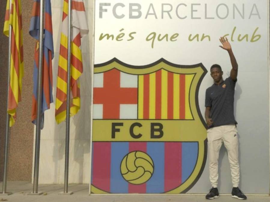 El francés Ousmane Dembelé ya luce los colores del Barcelona