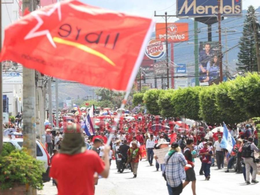 La inusual forma de Libre de protestar en el Día de la Independencia