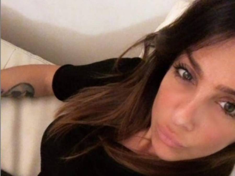 Estrella del fútbol italiano le reclama a su madre por subir fotos sensuales
