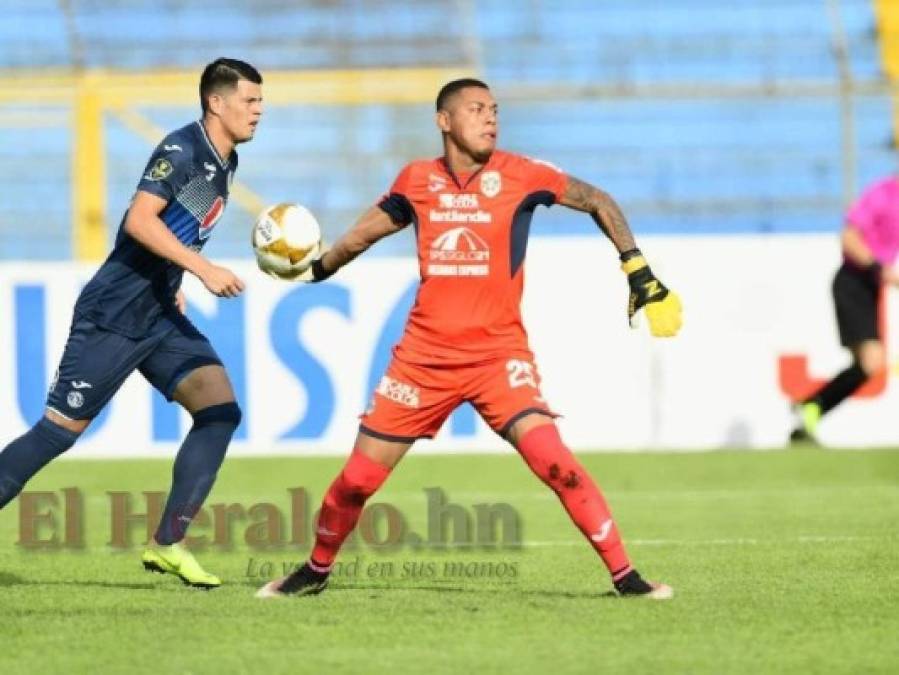 Este es el 11 con el que Marathón enfrentará la ida ante Olimpia