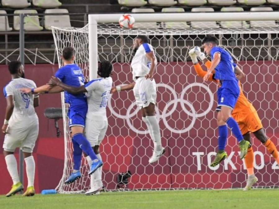Lo que no se vio en la derrota 1-0 de Honduras frente a Rumania (Fotos)