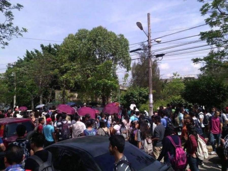 Estudiantes se rebelan contra rectora de la UNAH