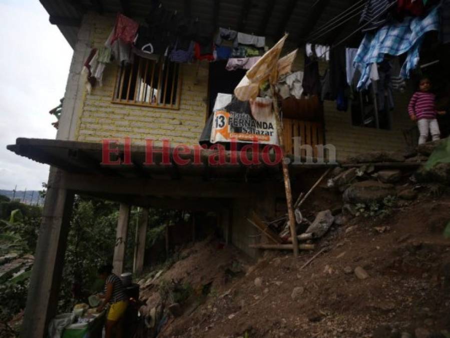 Pobladores de la colonias La Vega y Betania inician a evacuar por amenaza de Iota (Fotos)