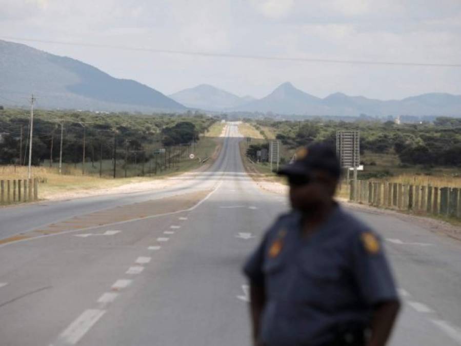 Más fronteras cerradas y medidas excepcionales para frenar Covid-19