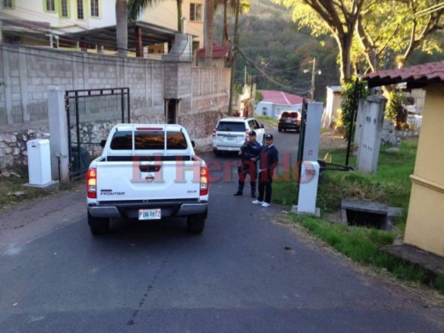 Allanan casa del expresidente Porfirio Lobo Sosa durante captura de Rosa Elena