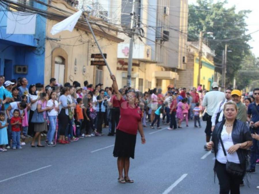 Feligresía católica celebra las 'carreritas de San Juan' este Domingo de Resurección en la capital