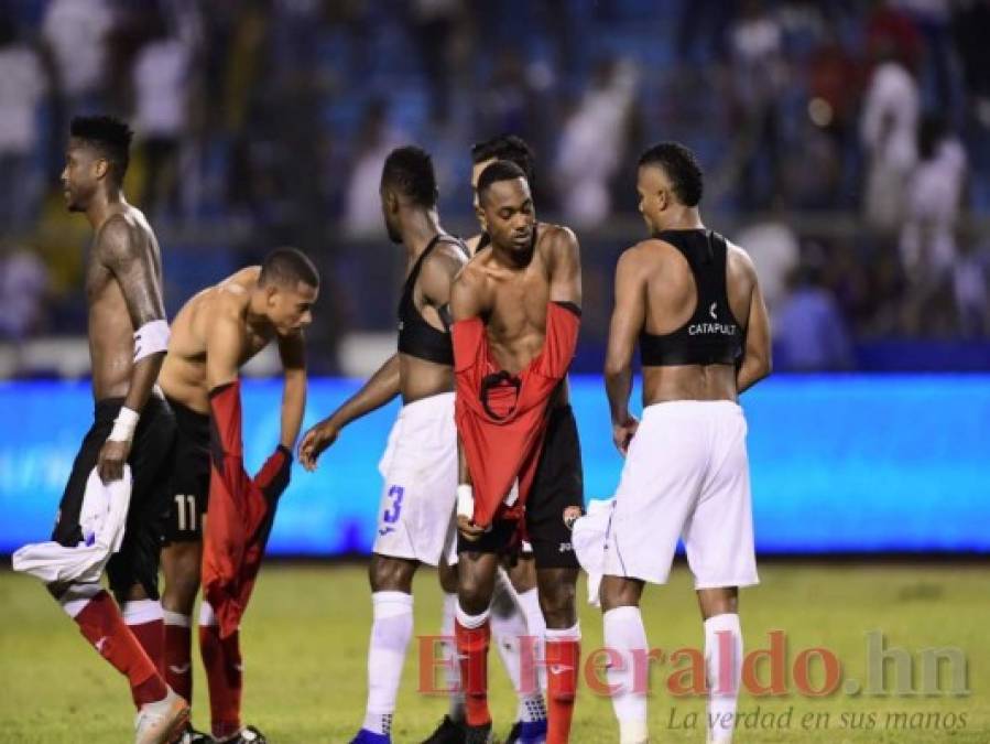 Lo que no se vio en TV: Abrazos y peleas en Honduras vs Trinidad y Tobago (FOTOS)