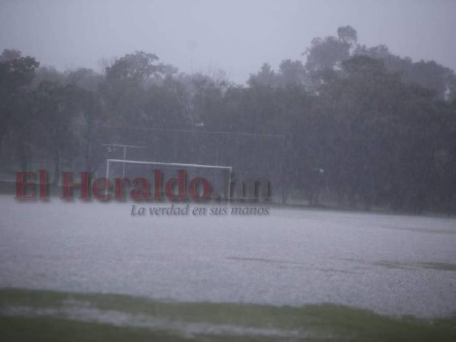 FOTOS: Fuerte lluvia impide entreno de Motagua en Amarateca