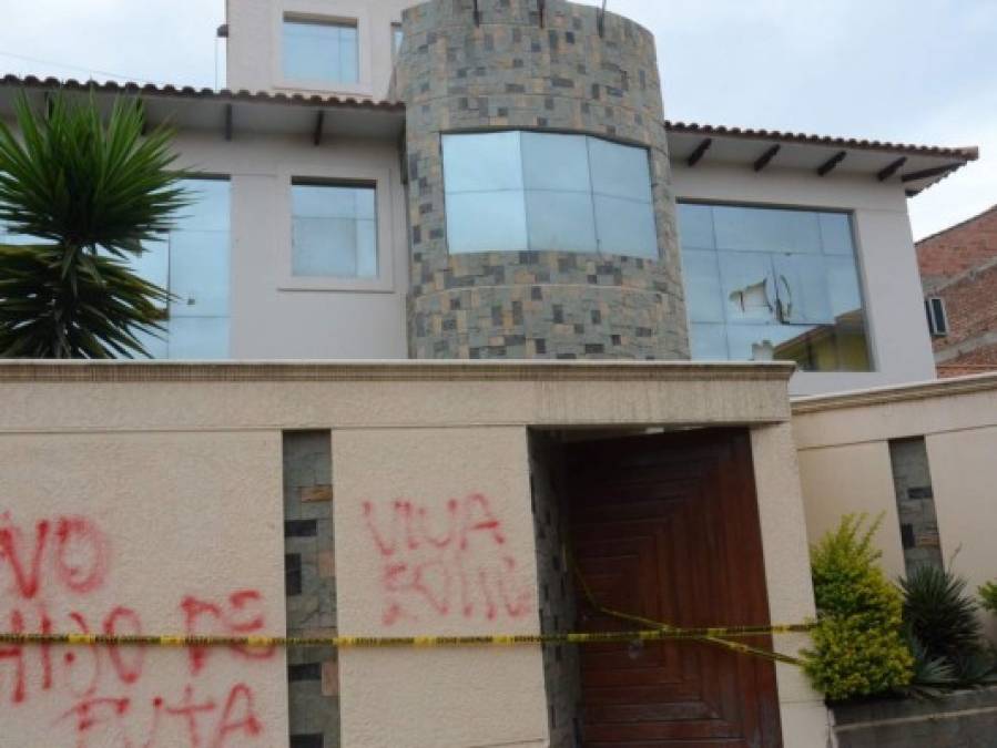 FOTOS: Así quedó la casa de Evo Morales tras allanamiento de opositores