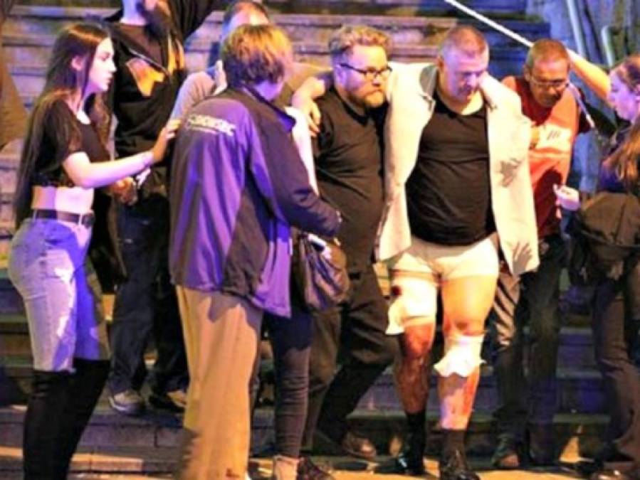 Momentos de terror tras explosiones en el Mánchester Arena en concierto de Ariana Grande