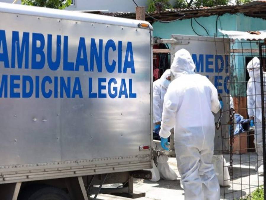 FOTOS: Golpeado por el coronavirus, Ecuador aún espera lo peor con un cuerpo médico debilitado