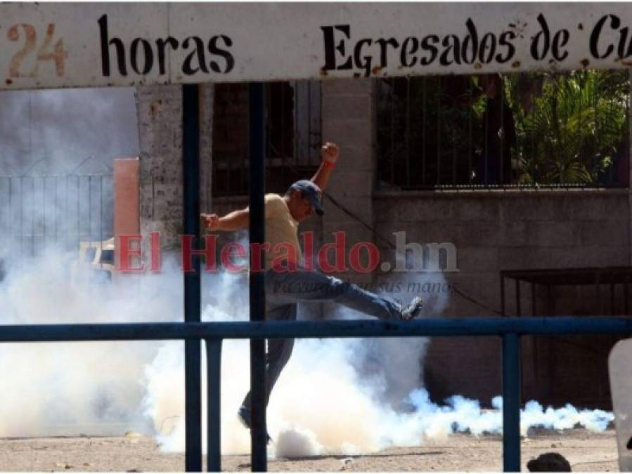 FOTOS: Lo que no se vio de las protestas contra proyecto en La Tigra