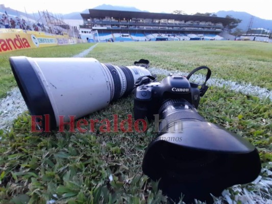 Ambiente en el estadio Morazán durante el encuentro entre Olimpia y Real España (FOTOS)