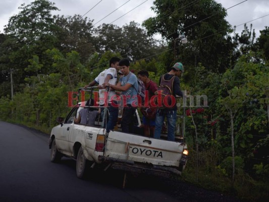 Imágenes conmovedoras de la caravana migrante rumbo al espinoso 'sueño americano'