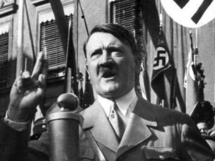 Revelan íntimas fotos que Hitler no quería que nadie viera