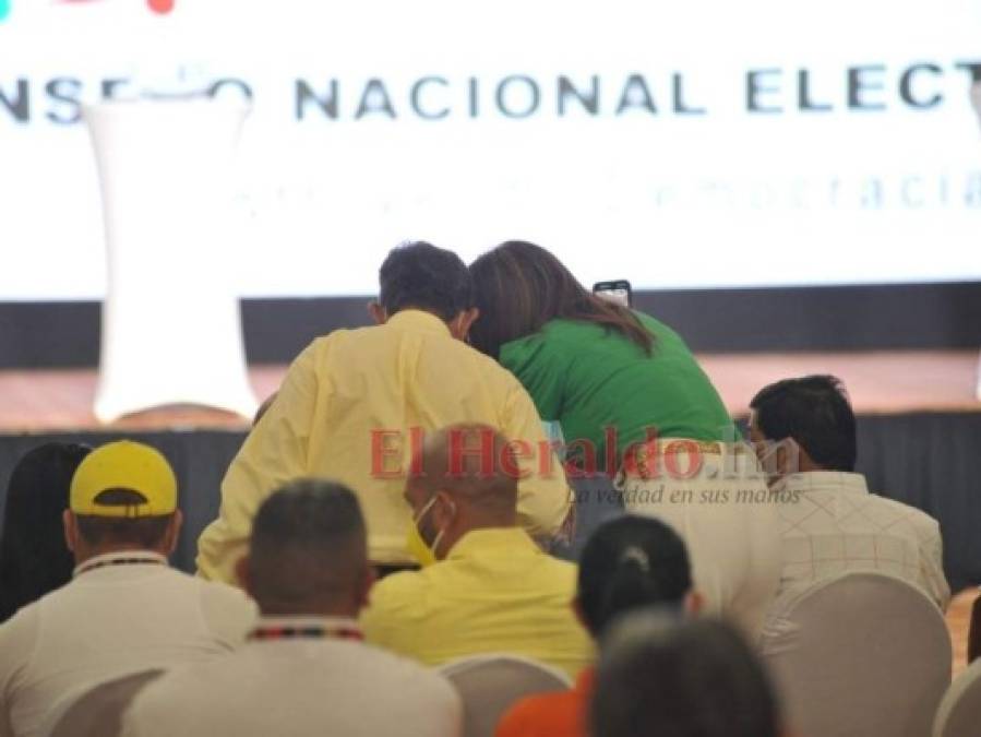 Así se desarrolló el sorteo de las papeletas electorales del CNE (Fotos)