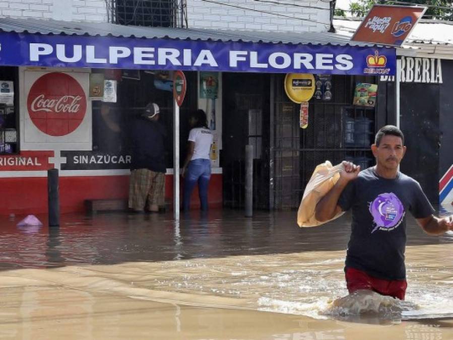 Fotos: Valle de Sula se mantiene bajo el agua tras el devastador Iota