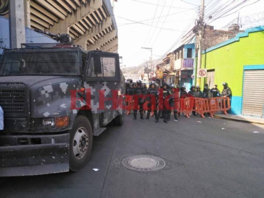 FOTOS: Ambiente en las afueras del estadio Nacional previo al clásico Motagua vs Olimpia