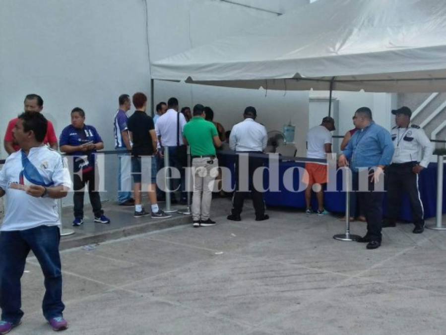 Así es el ambiente que se vive previo al partido Honduras vs México en el Olímpico