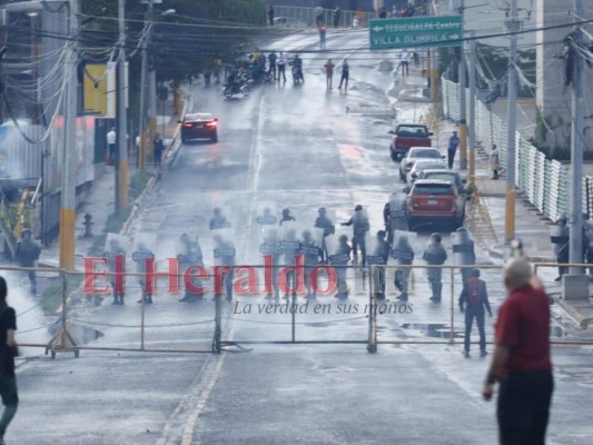 FOTOS: Oposición marcha para pedir la salida del presidente Juan Orlando