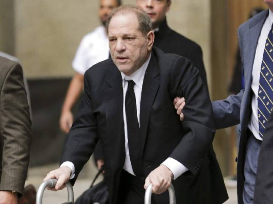 'Demacrado, débil y con andador', así llegó Harvey Weinstein a su juicio