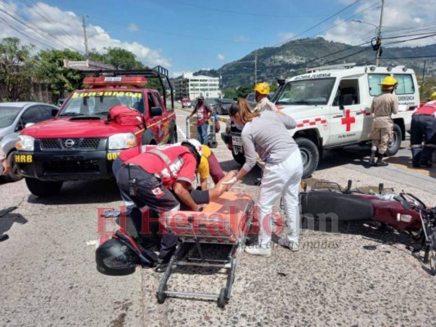 Las imágenes que dejó la triple colisión en el bulevar Suyapa de la capital