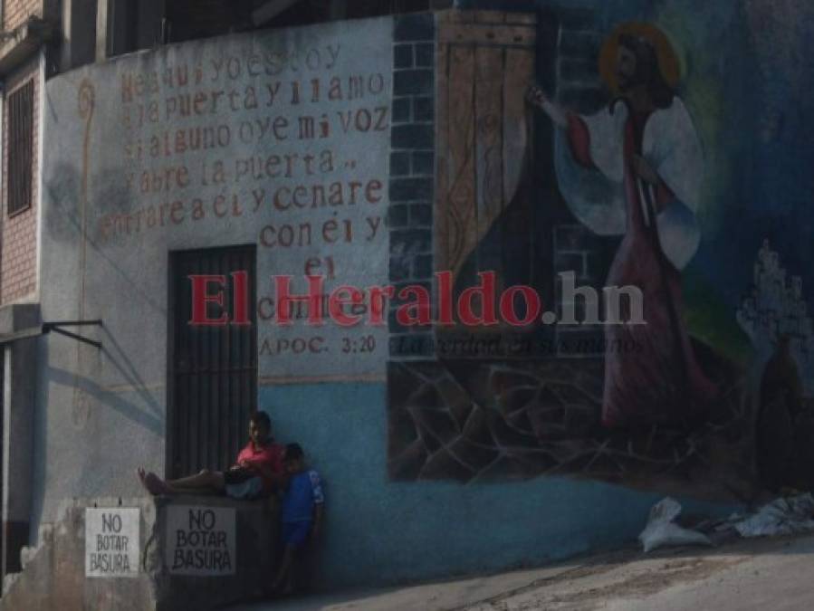 FOTOS: Desolada y vacía, así luce la capital acatando cuarentena