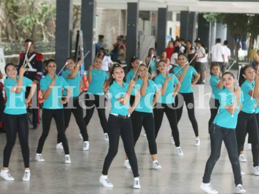 ¡Orgullo! El Instituto Central Vicente Cáceres celebra su 139 aniversario