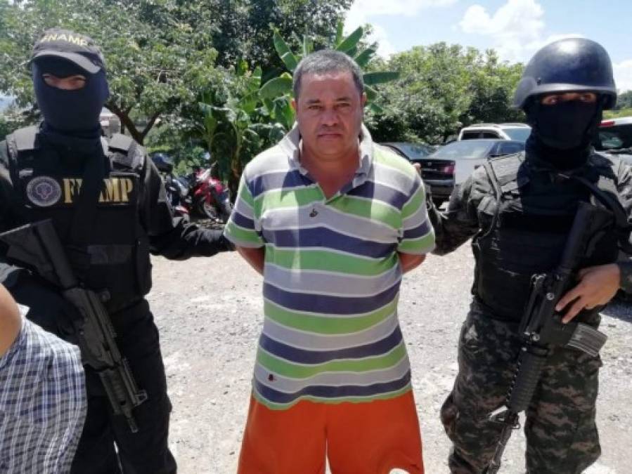 Evidencias y rostros de supuestos criminales capturados este miércoles en Honduras