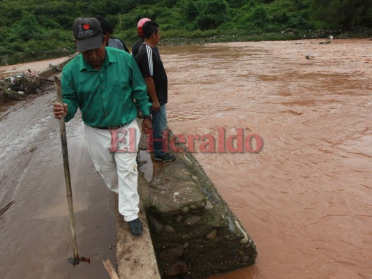 Así fue la búsqueda de Vladimir Oquelí, la primera víctima de las lluvias en Honduras