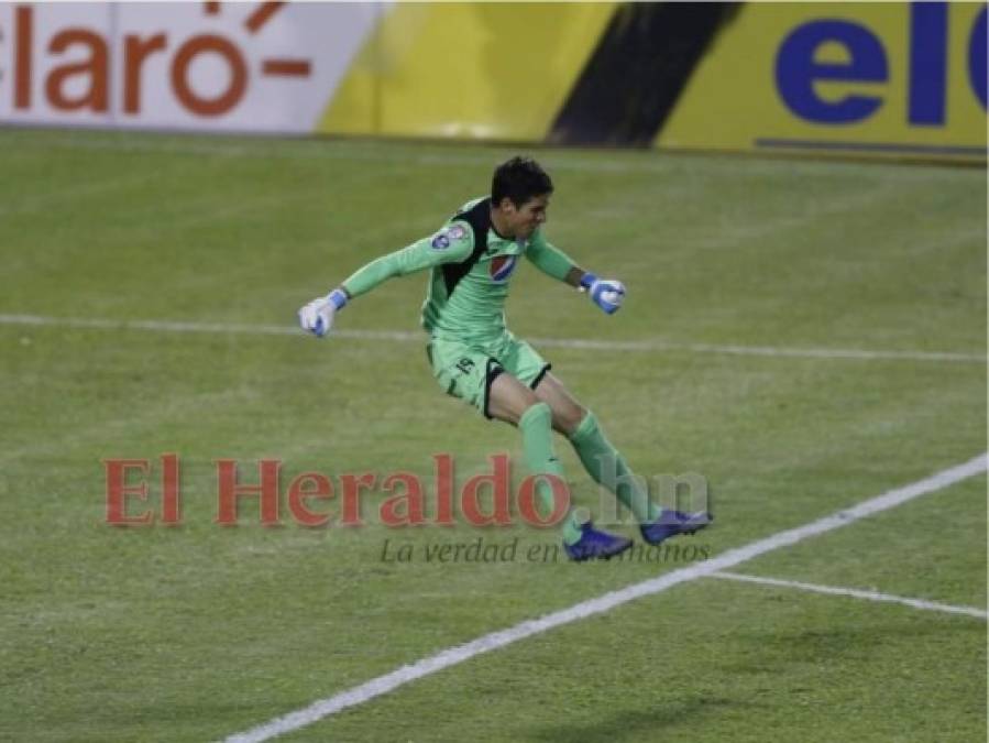 Euforia azul y desilusión aurinegra: las imágenes que dejó la clasificación del Motagua a la final