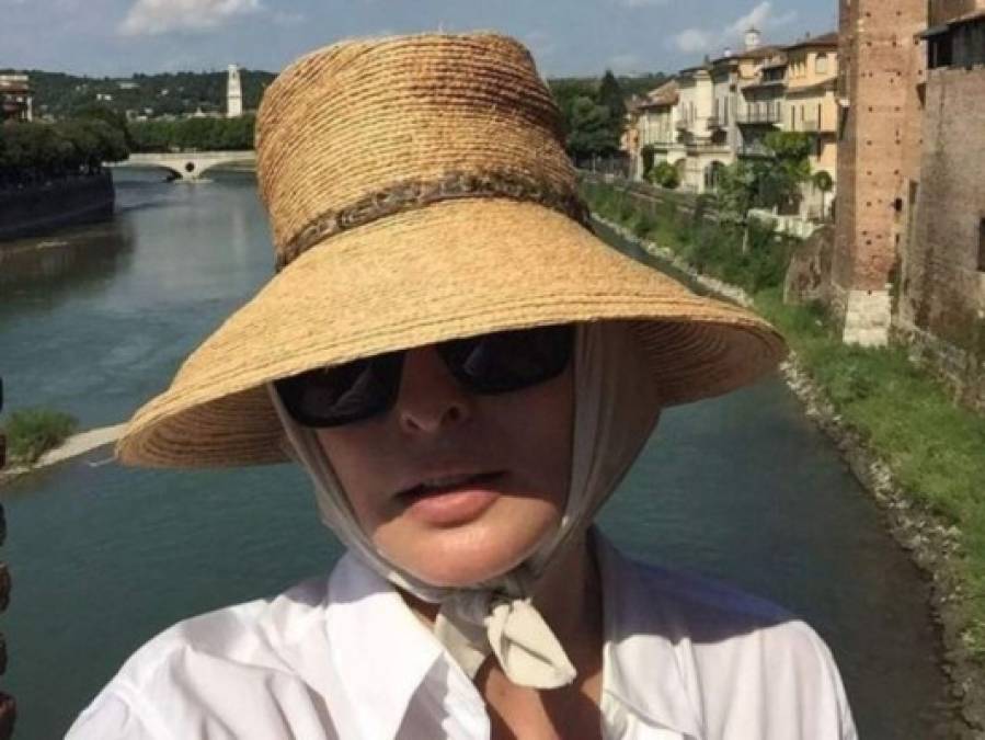 'Quedé permanentemente deformada': exmodelo Linda Evangelista rompe el silencio tras procedimiento estético