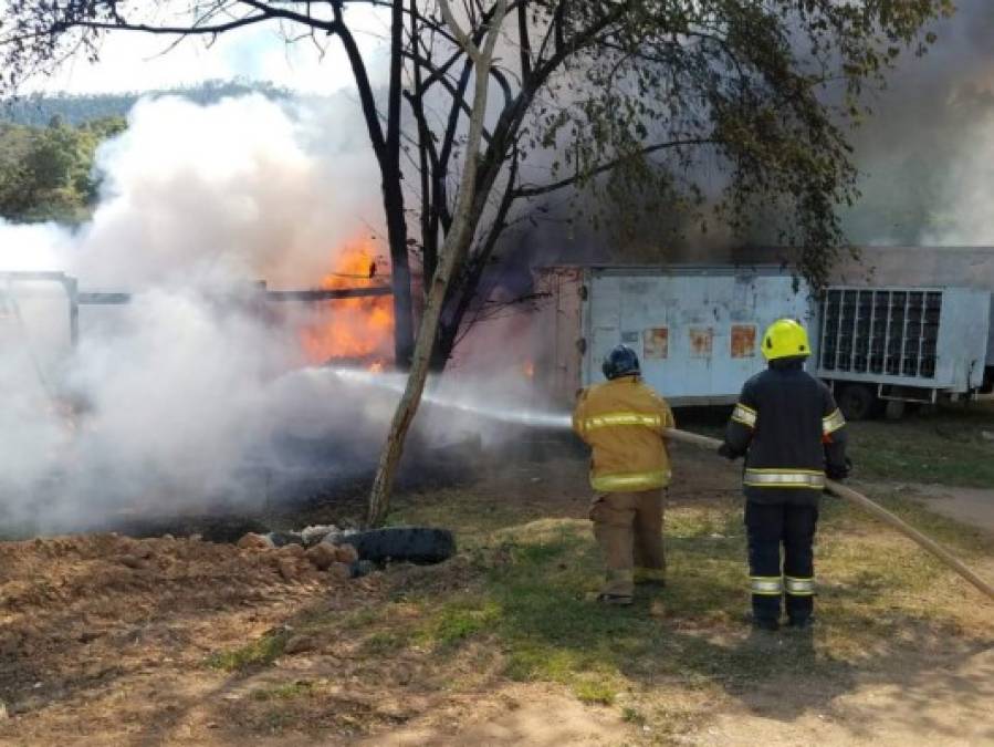 Imágenes del pavoroso incendio que dejó millonarias pérdidas en Danlí