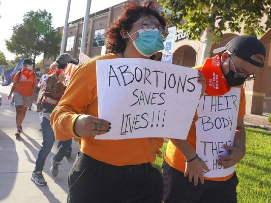 Lo que debes saber de la ley del aborto 'latidos del corazón' aprobada en Texas