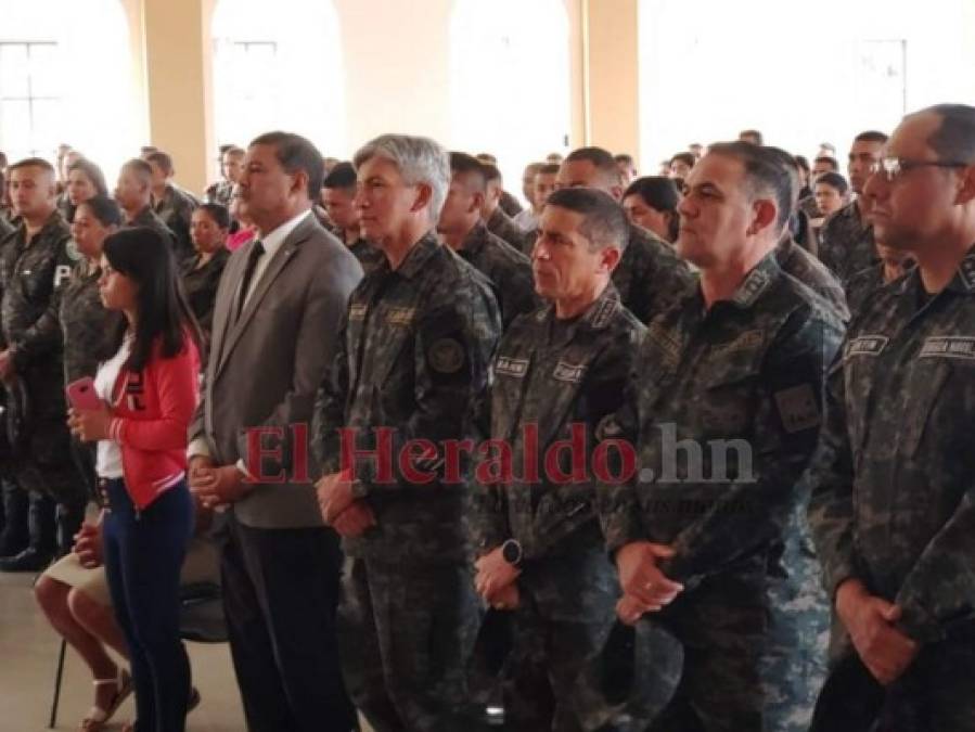 FOTOS: Misa en honor a policías caídos en fuga de cabecilla de la MS-13