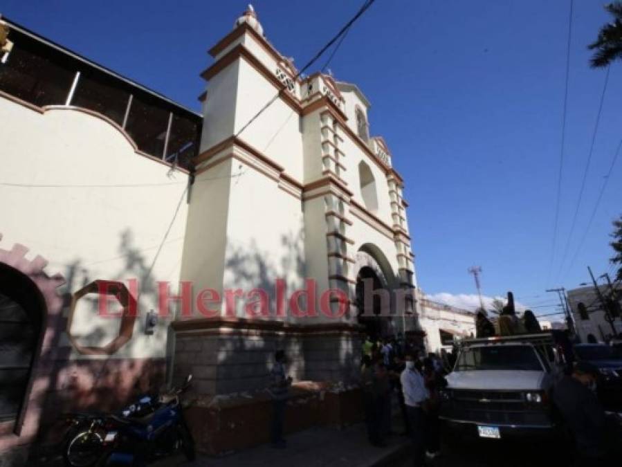 Con plegarias de sanidad y fervor cristiano: Así se desarrolló el vía crucis este Viernes Santo