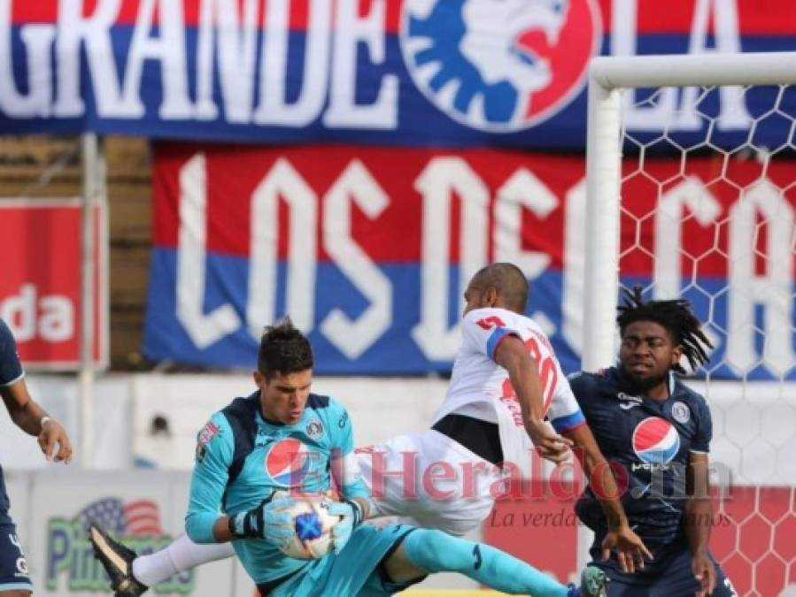 El abrazo entre Troglio y Vázquez y la bronca de Rubilio: las imágenes que dejó el Olimpia-Motagua