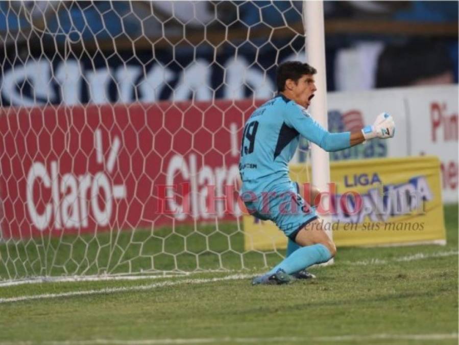 La bronca de Troglio, invitado de lujo: lo que no se vio en el Motagua-Olimpia (Fotos)