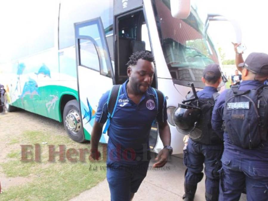 FOTOS: La hermética llegada de Motagua al Carlos Miranda para el clásico