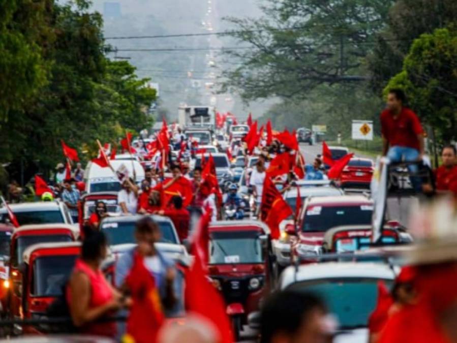 Xiomara Castro de Zelaya realiza caravana en Cortés (Fotos)