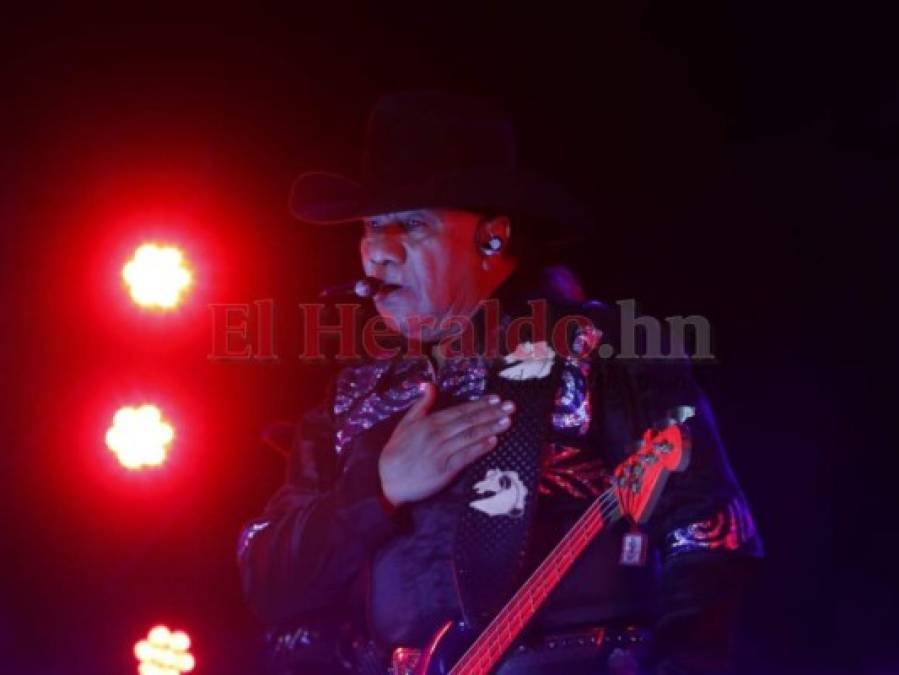 FOTOS: Bronco puso a bailar y a cantar a sus fans en Choluteca